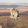  Памятник природы, 17-метровый камень, давший название селу Подкамень 
